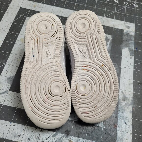 Nike Air Force 1 Low Kids Size 9c - Picture 5 of 7